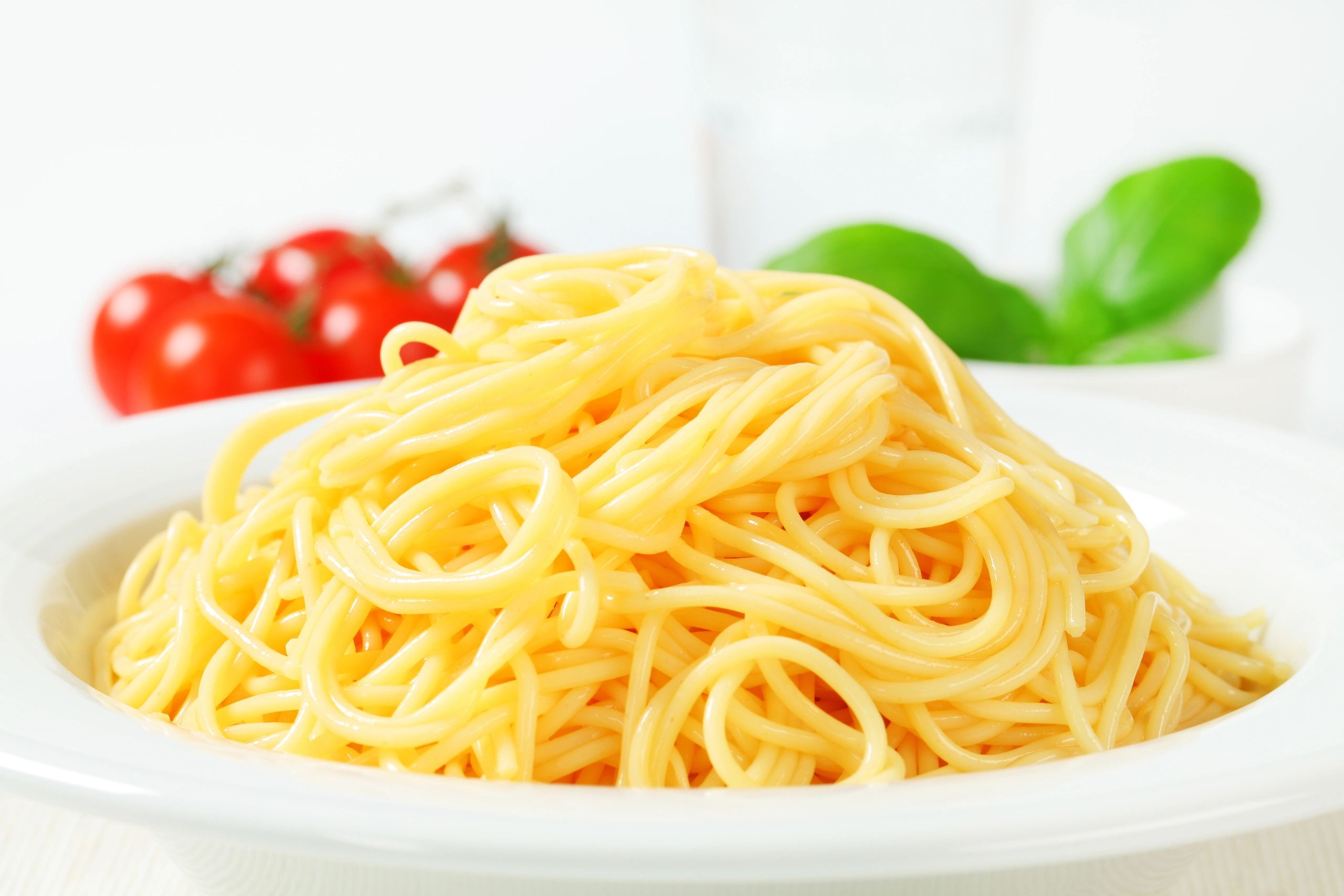 Plate of spaghetti ready to be sauced